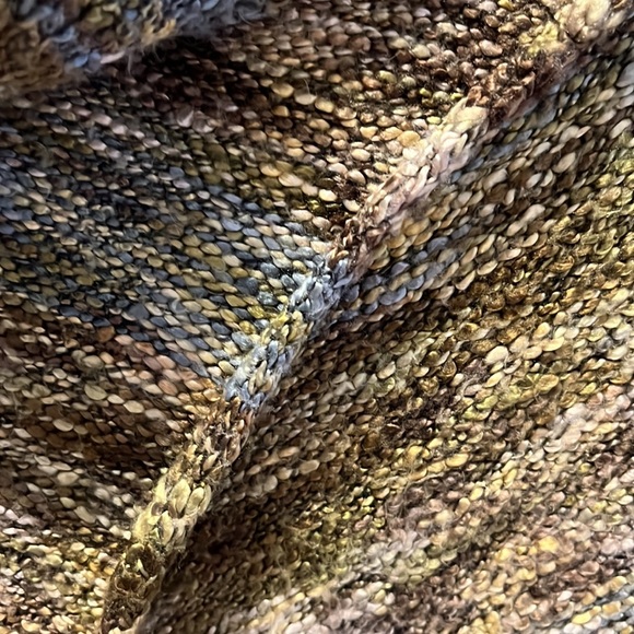 Top - Picture 6 of 8